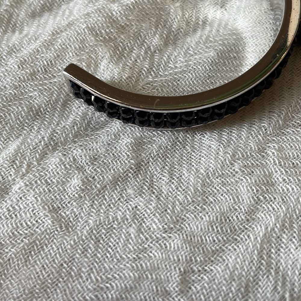 Swarovski BANG/RHD/JET W/BLK EPOXYTHIN Bangle NWT - Picture 5 of 6